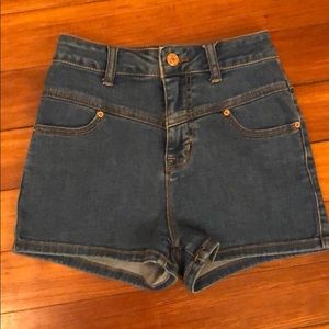 BDG jean Super high rise seam short